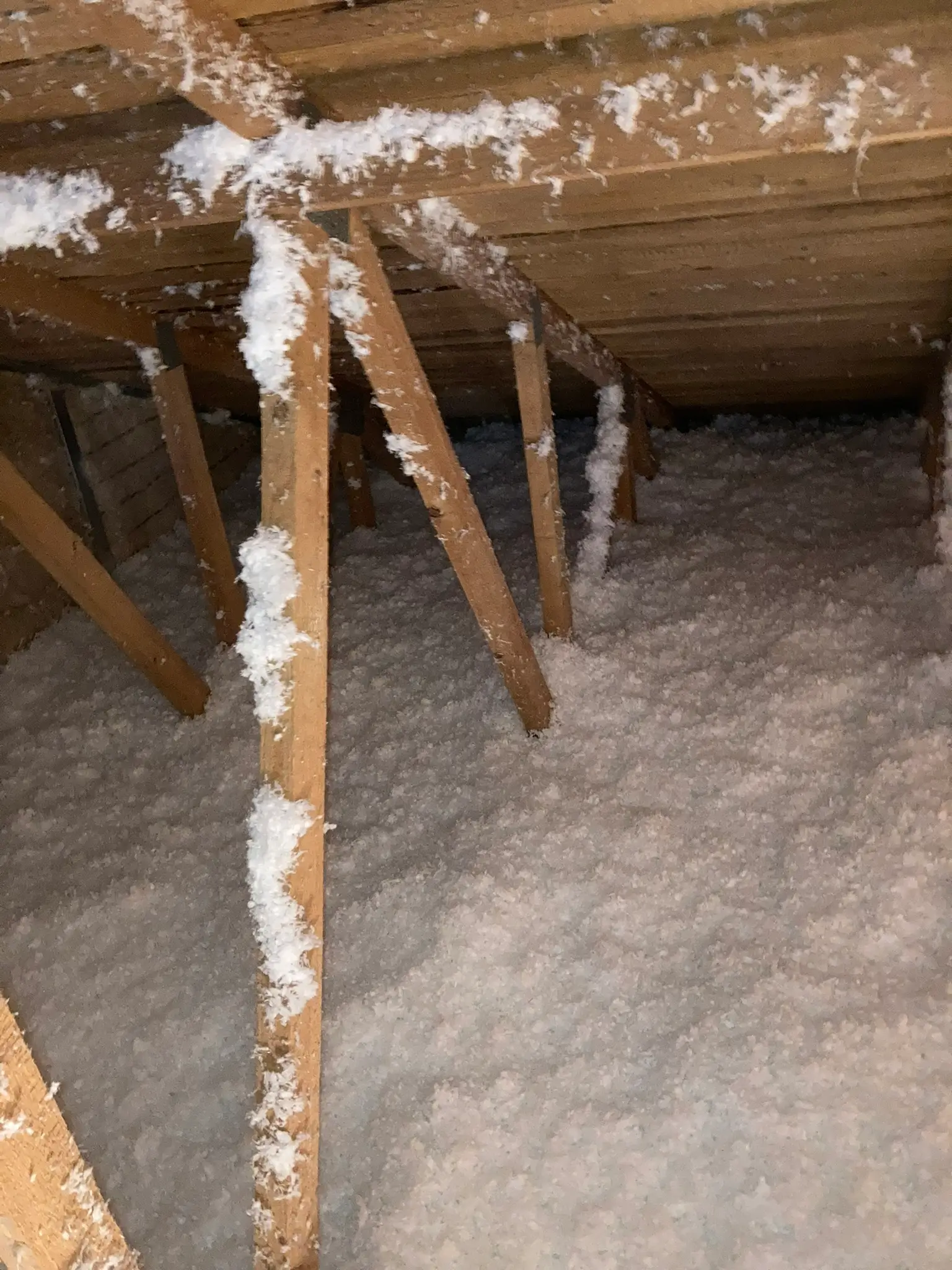 Kvalitní a rychlá práce - sádrokartony a izolace